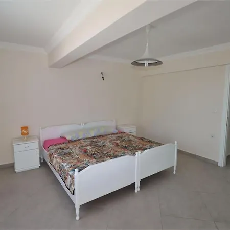 Artemis - Kusadasi Apartament